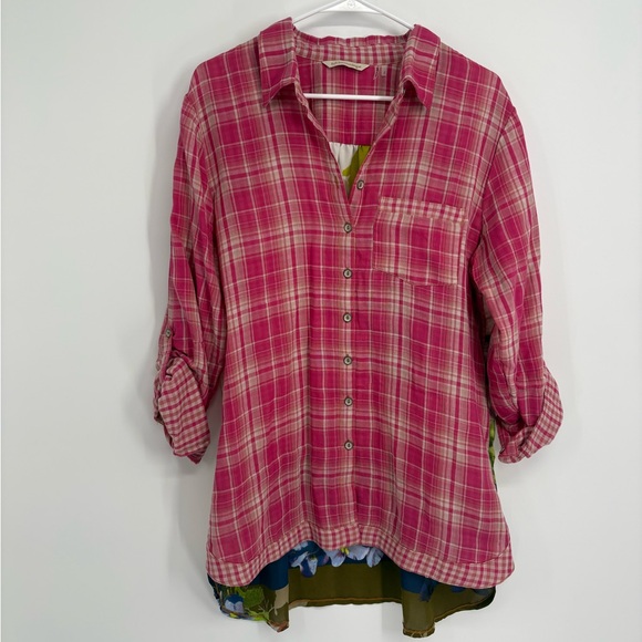 Soft Surroundings Kaolin Pink Plaid Shirt with Floral Print Back Panel - Picture 2 of 8